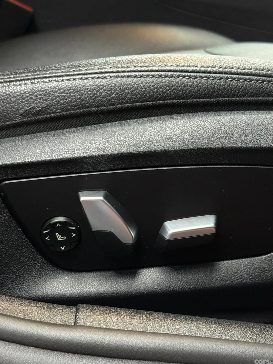 BMW 5-Series Saloon, Diesel, 2018, Blue