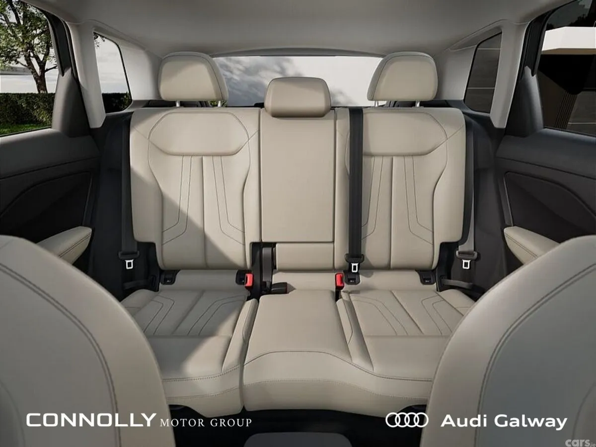 Audi Q3 SUV, Petrol Plug-in Hybrid, 2027, Green
