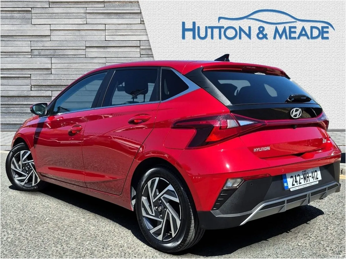 Hyundai i20 Hatchback, Petrol, 2024, Red
