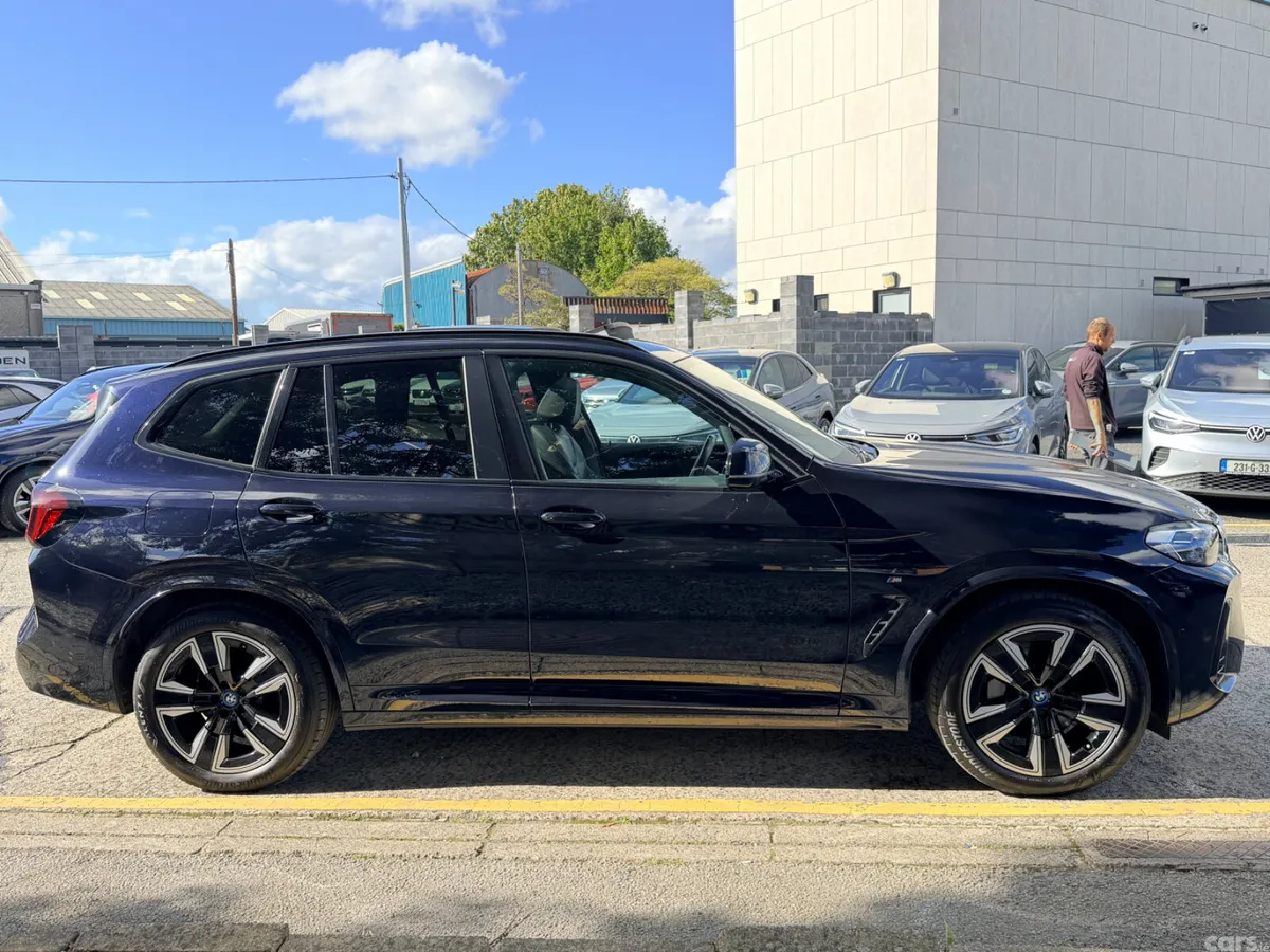 BMW iX3 SUV, Electric, 2022, Black
