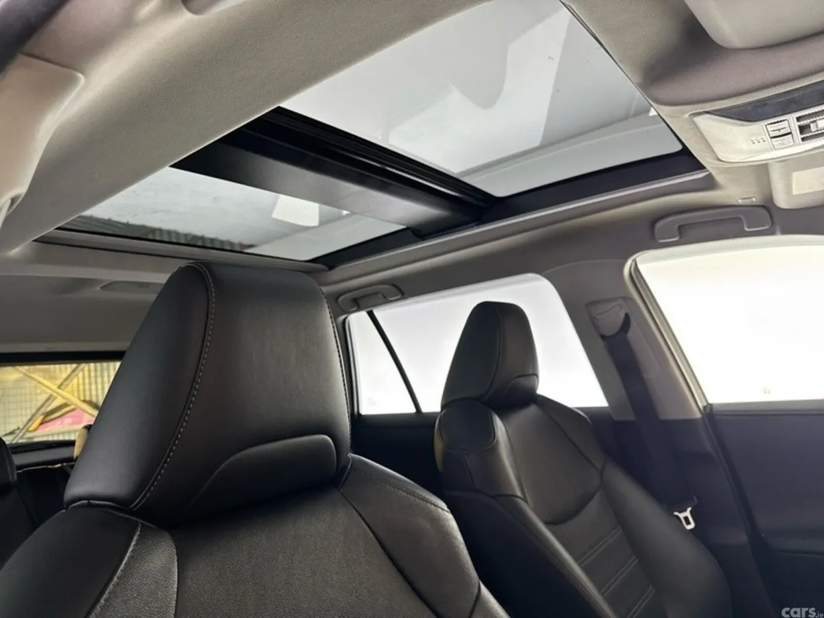 Toyota RAV4 SUV, Petrol Hybrid, 2024, Black