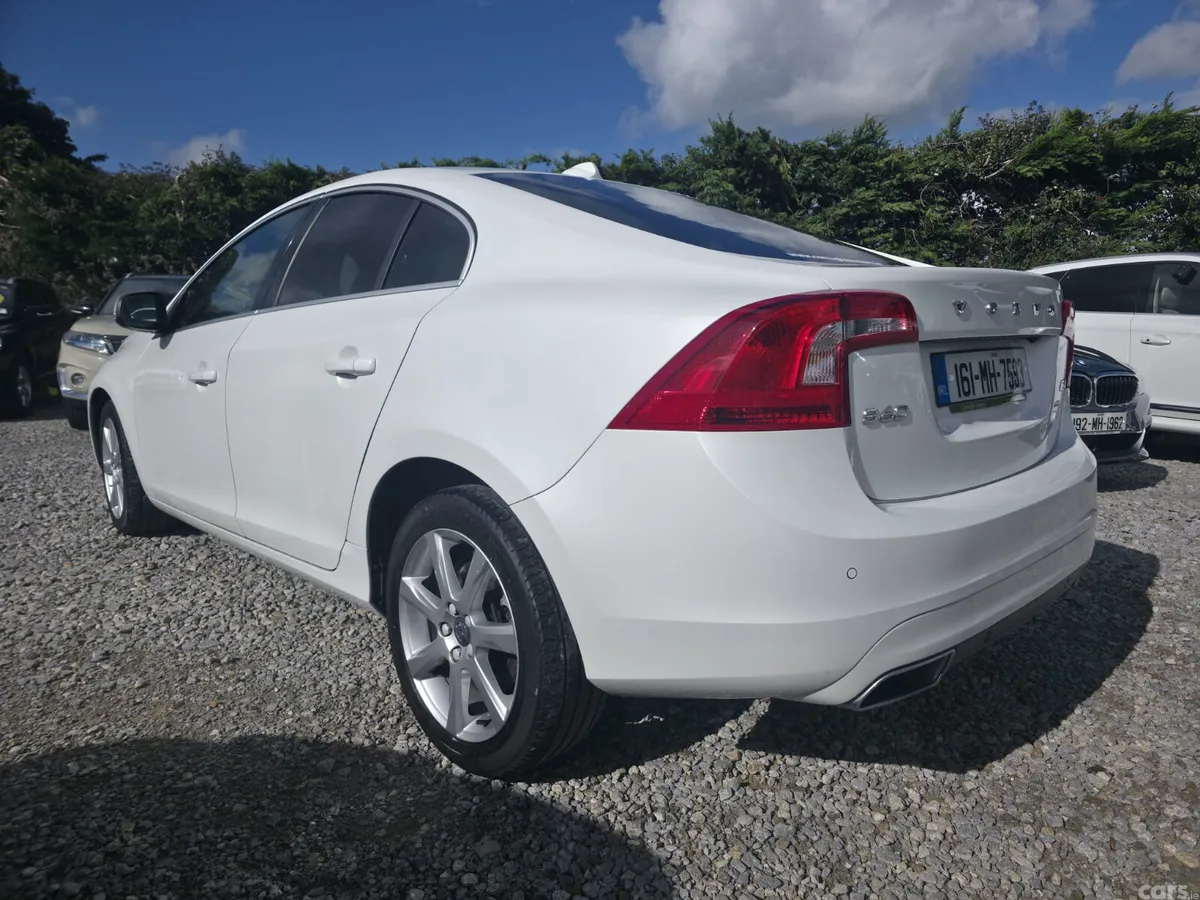 Volvo S60 Saloon, Diesel, 2016, White