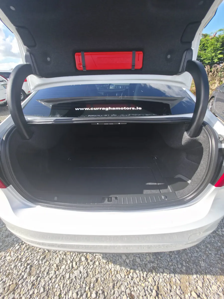 Volvo S60 Saloon, Diesel, 2016, White