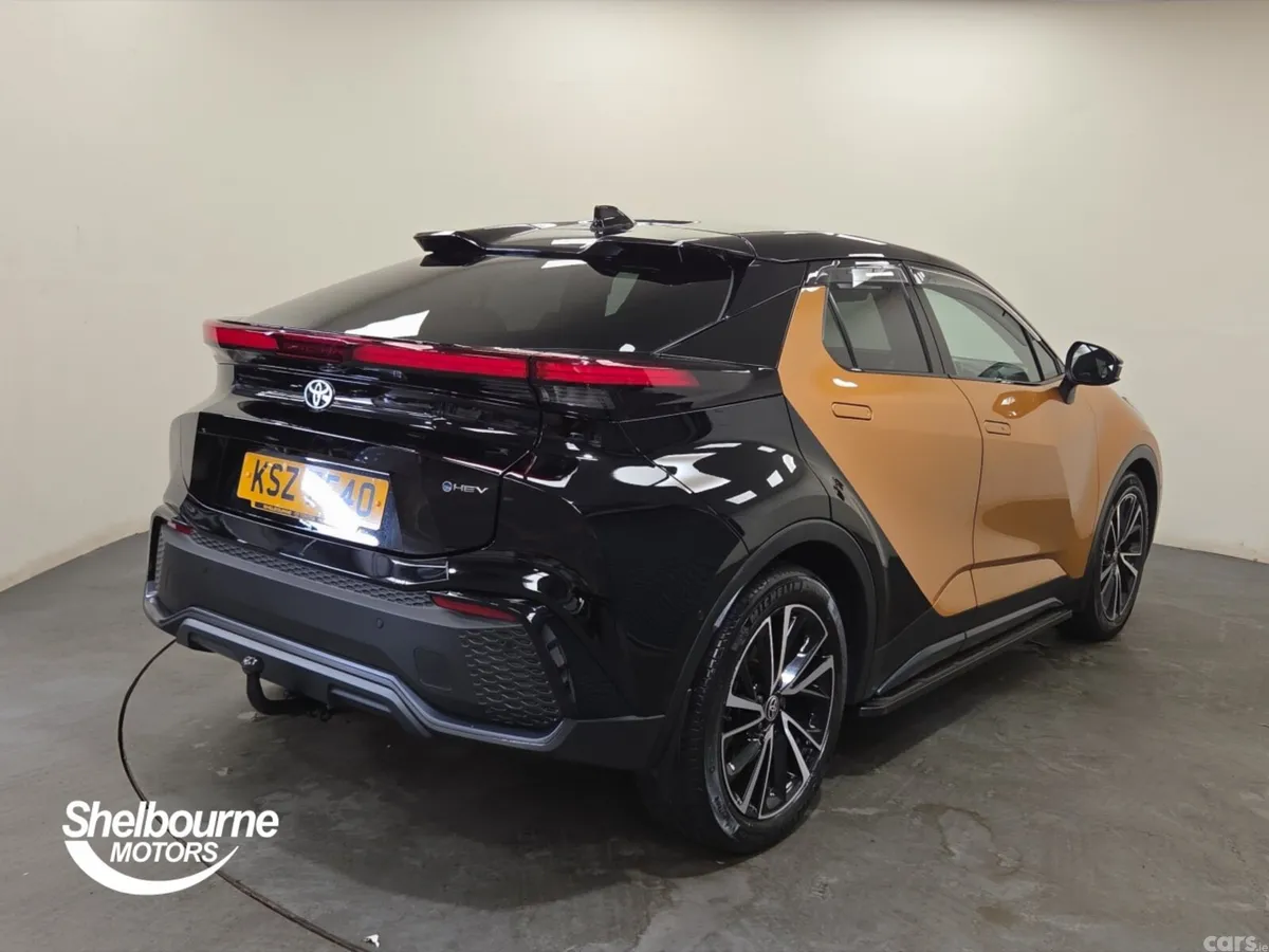 Toyota C-HR Hatchback, 2024, 