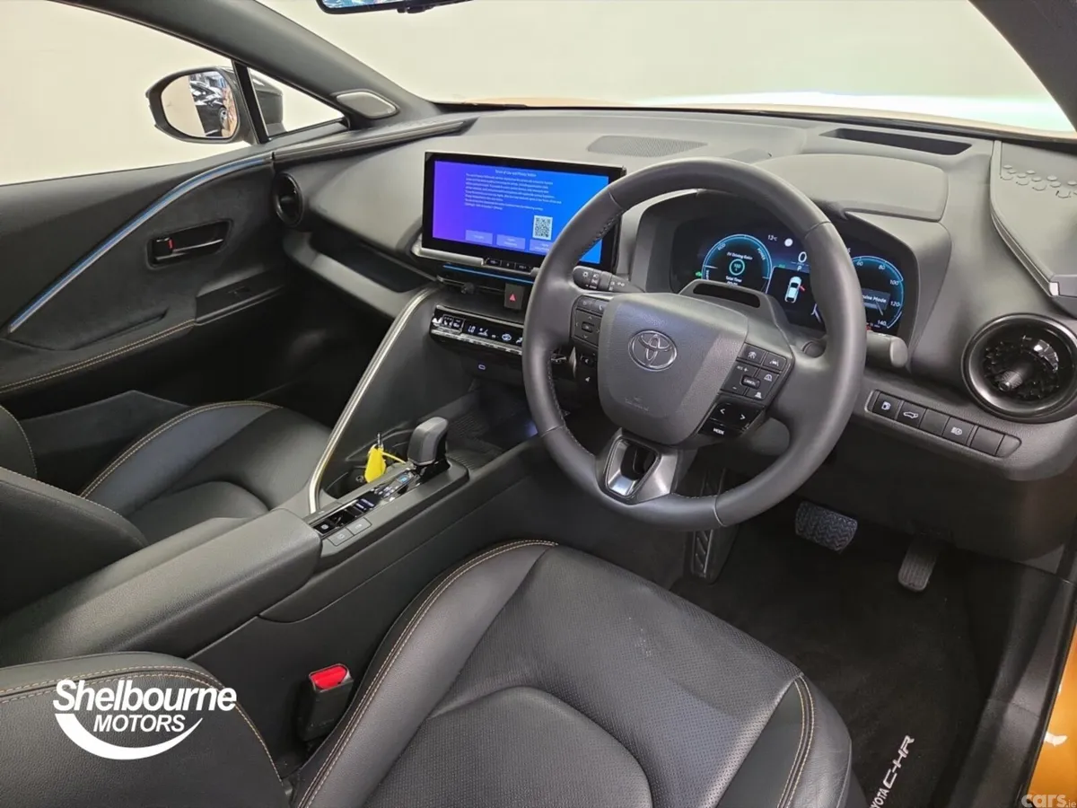 Toyota C-HR Hatchback, 2024, 