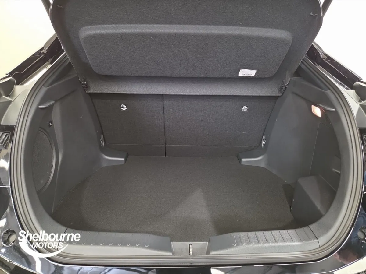 Toyota C-HR Hatchback, 2024, 