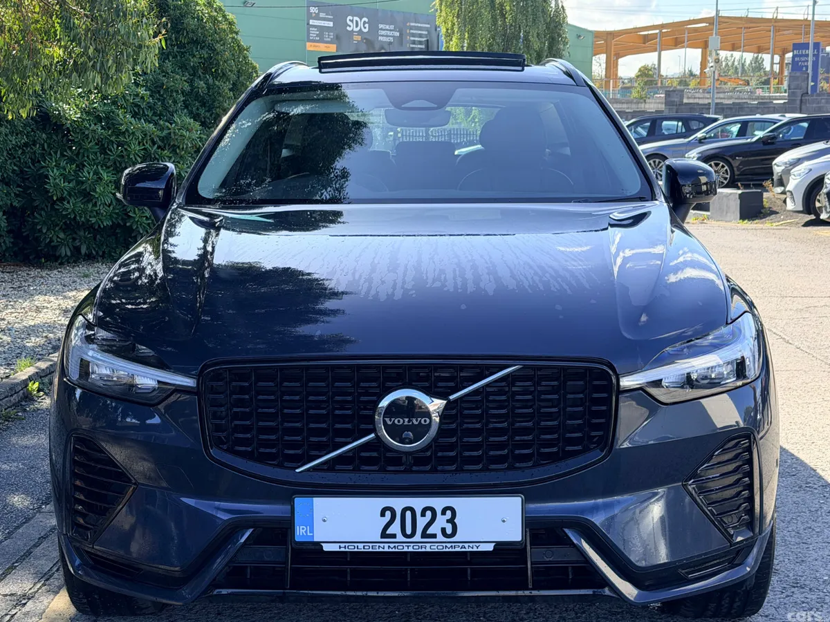 Volvo XC60 SUV, Petrol Hybrid, 2023, Blue