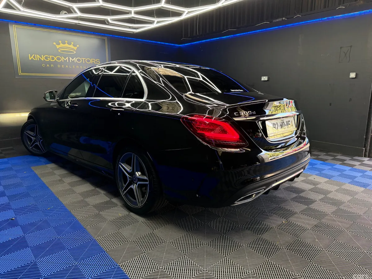 Mercedes-Benz C-Class Saloon, Diesel, 2019, Black