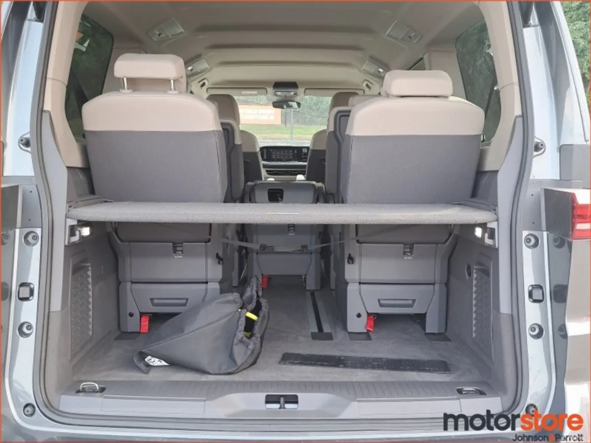 Volkswagen Multivan MPV, Petrol Plug-in Hybrid, 2025, Grey