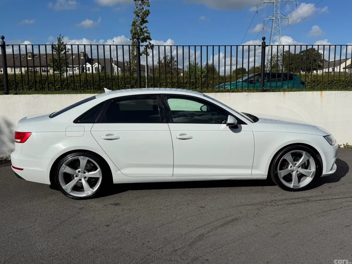 Audi A4 Saloon, Diesel, 2017, White