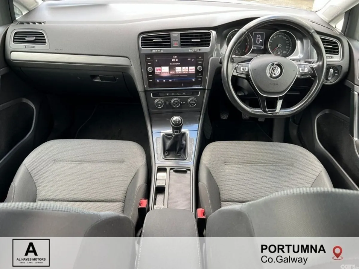 Volkswagen Golf Hatchback, Diesel, 2017, White