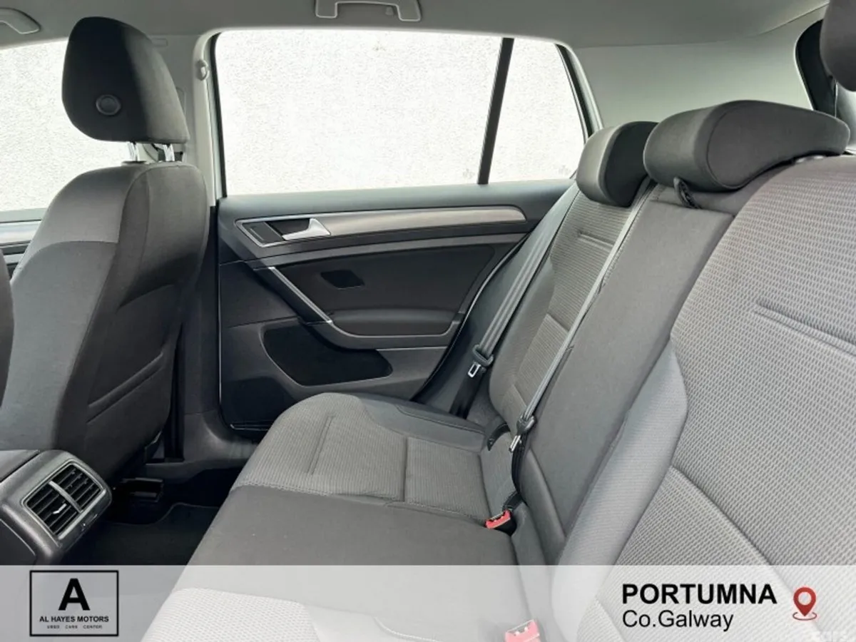 Volkswagen Golf Hatchback, Diesel, 2017, White