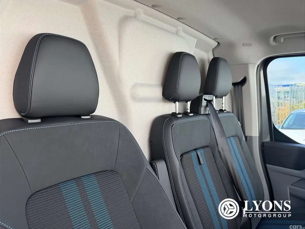 Ford Tourneo Custom Estate, Diesel, 2026, Black