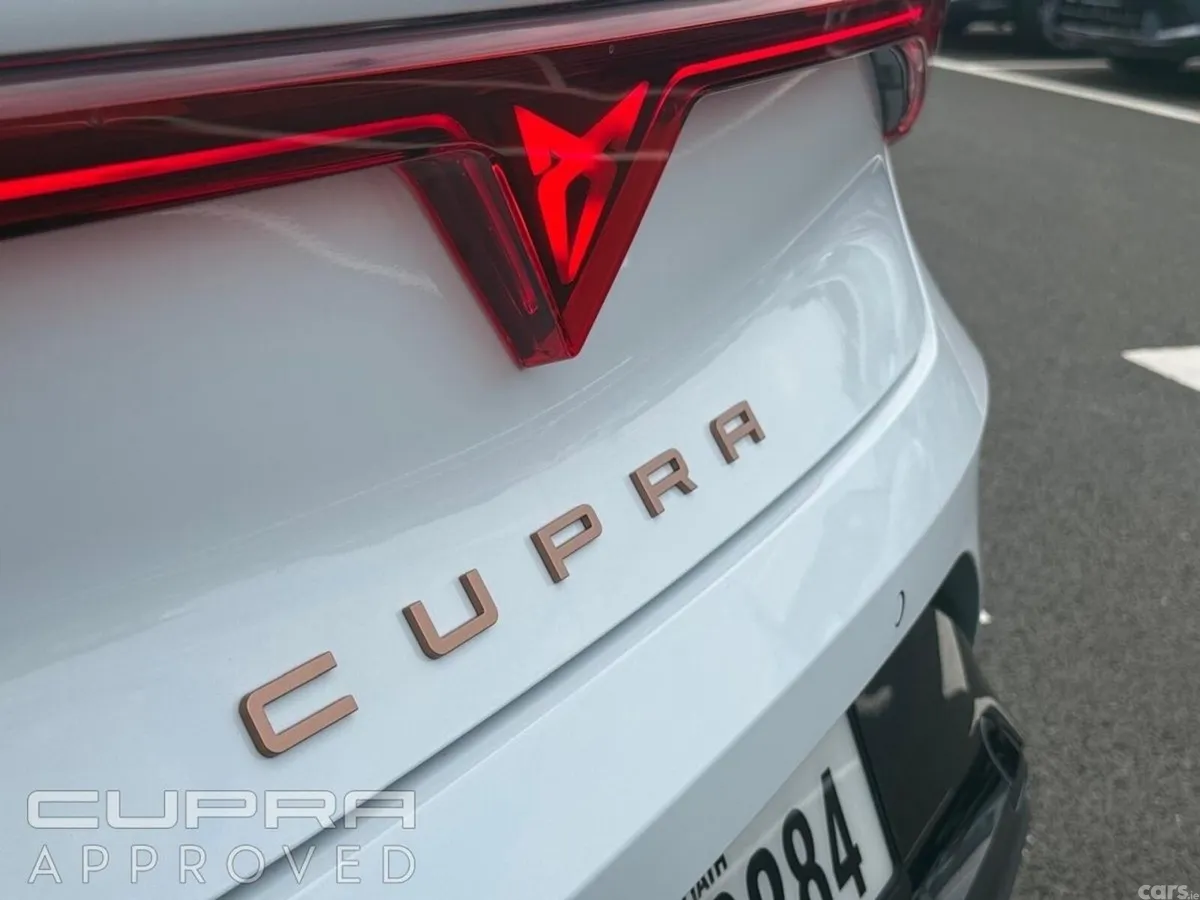 Cupra Leon Hatchback, Diesel, 2026, White