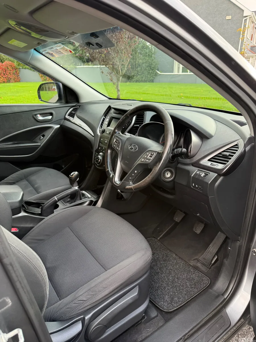 Hyundai Santa Fe SUV, Diesel, 2014, Silver