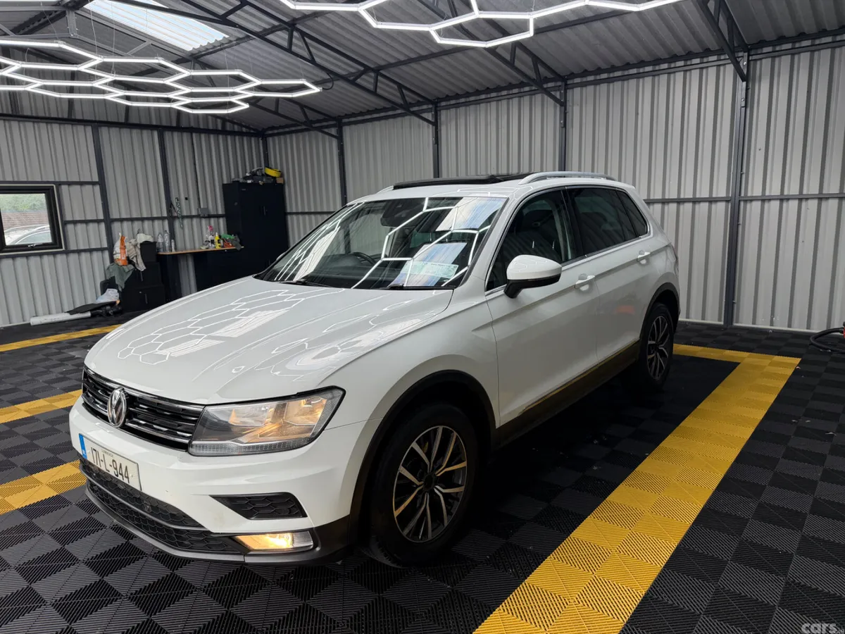 Volkswagen Tiguan SUV, Diesel, 2017, White