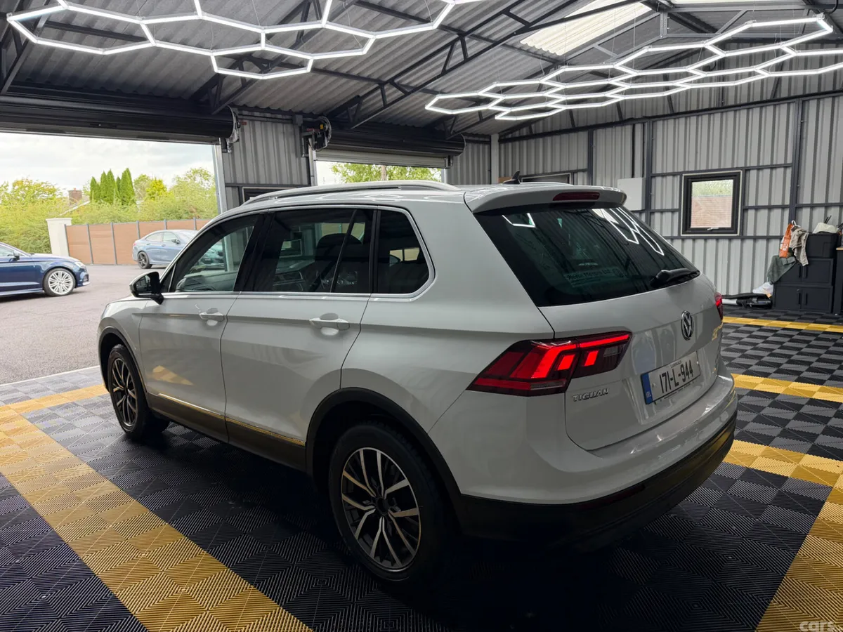 Volkswagen Tiguan SUV, Diesel, 2017, White