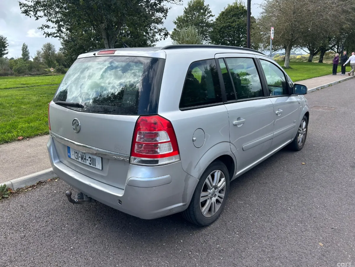 Vauxhall Zafira MPV, Diesel, 2013, Silver