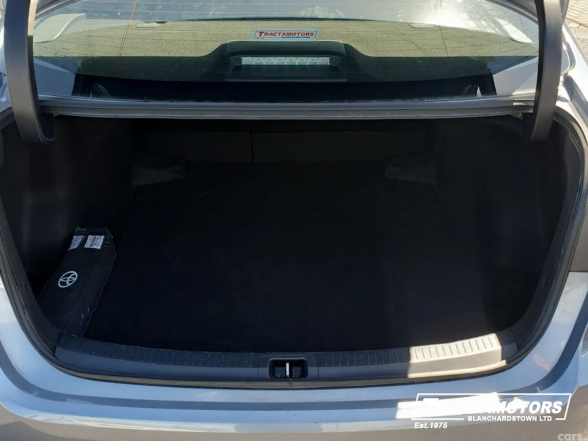 Toyota Corolla Saloon, Petrol Hybrid, 2024, Grey
