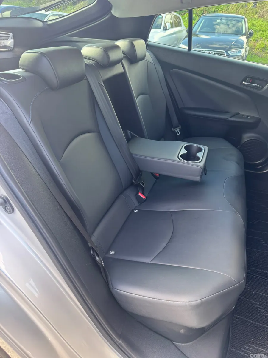 Toyota Prius Hatchback, Petrol Hybrid, 2020, Silver