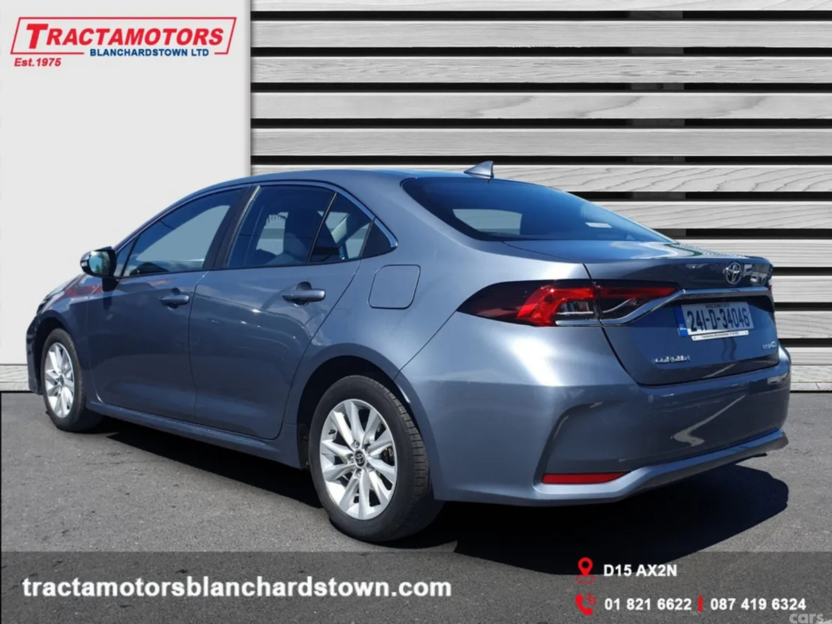 Toyota Corolla Saloon, Petrol Hybrid, 2024, Grey