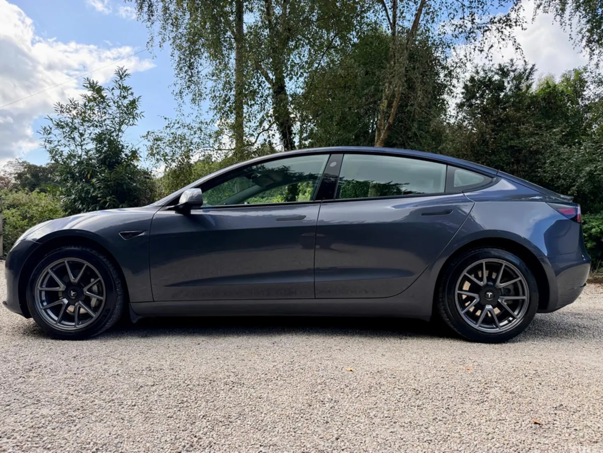 Tesla Model 3 Saloon, Electric, 2023, Grey