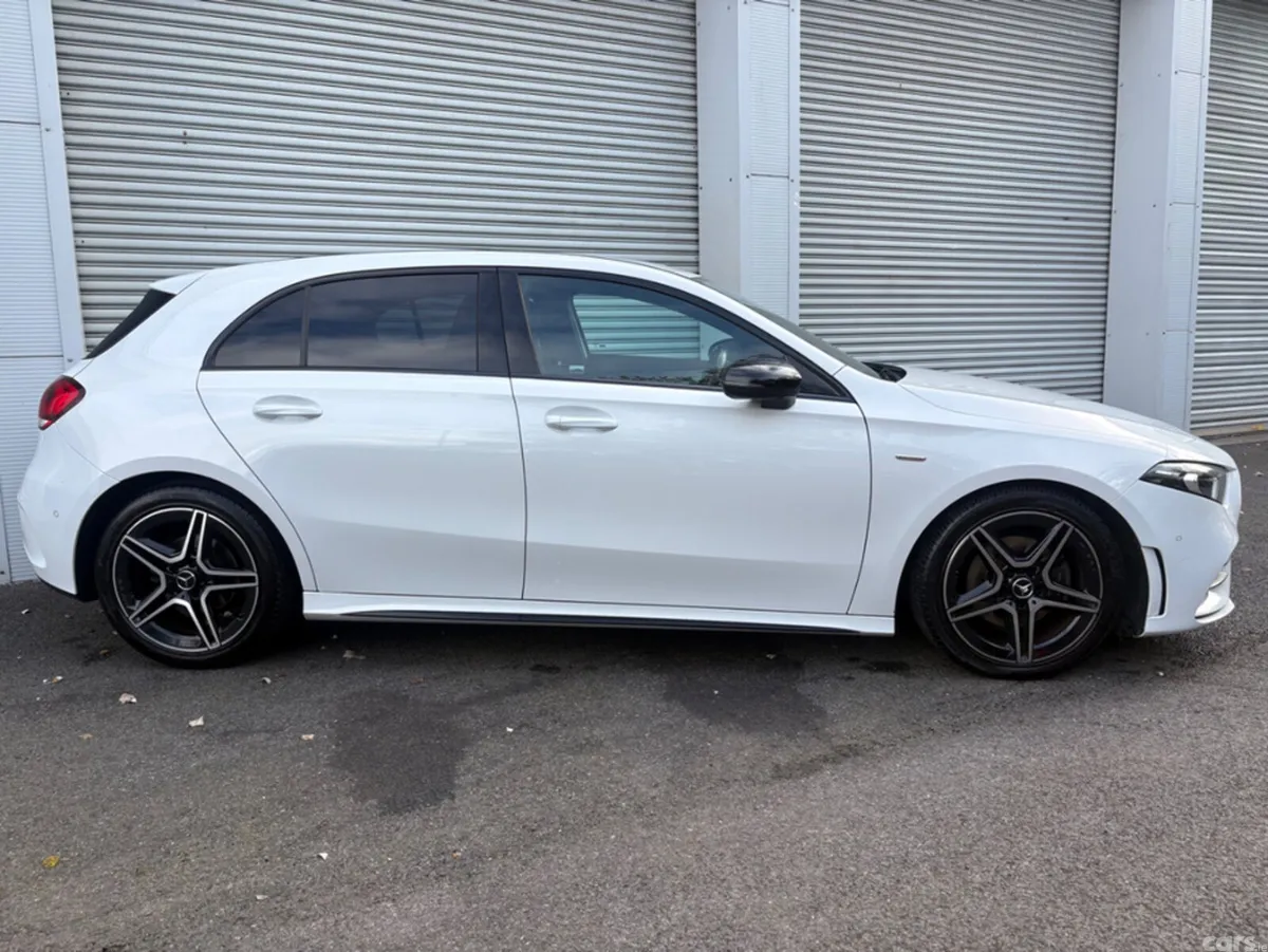 Mercedes-Benz A-Class Hatchback, Diesel, 2022, White