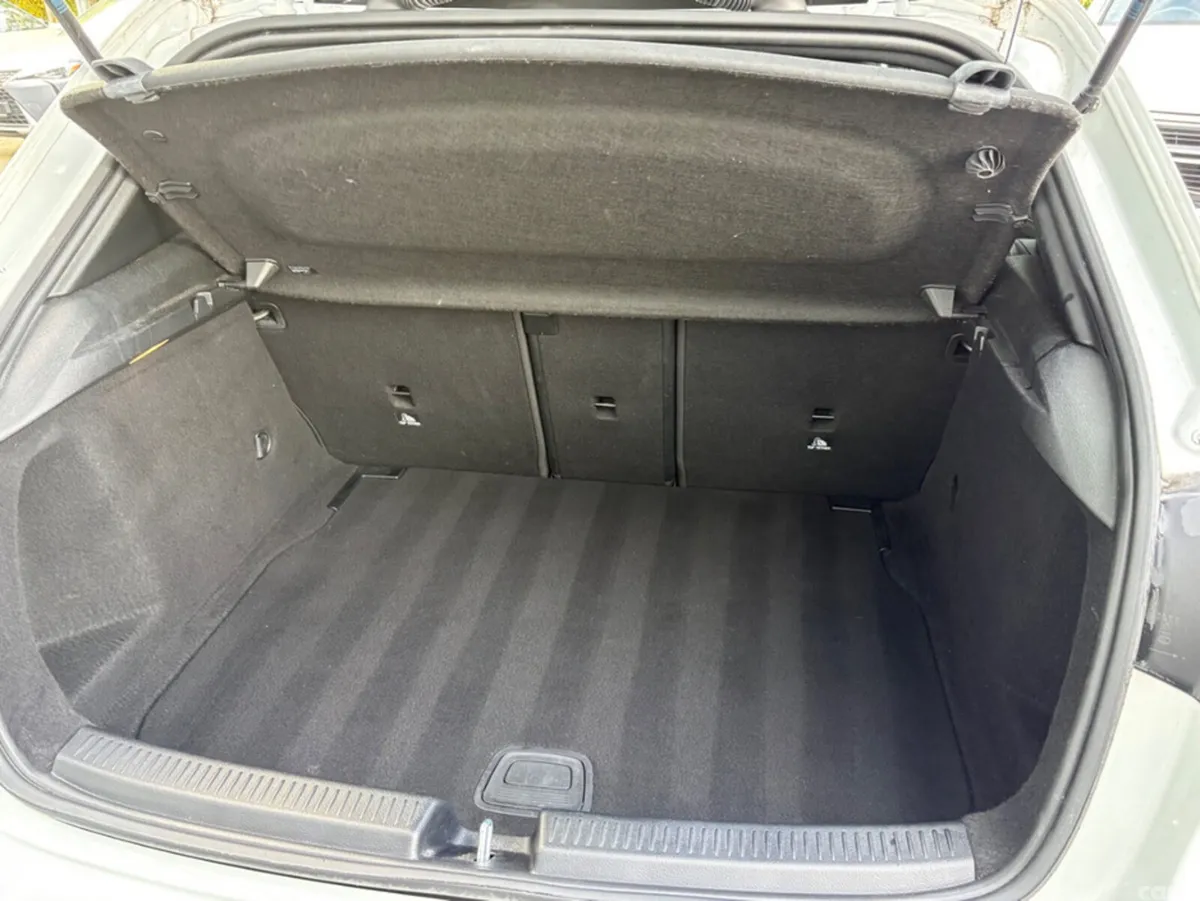 Mercedes-Benz A-Class Hatchback, Diesel, 2022, White