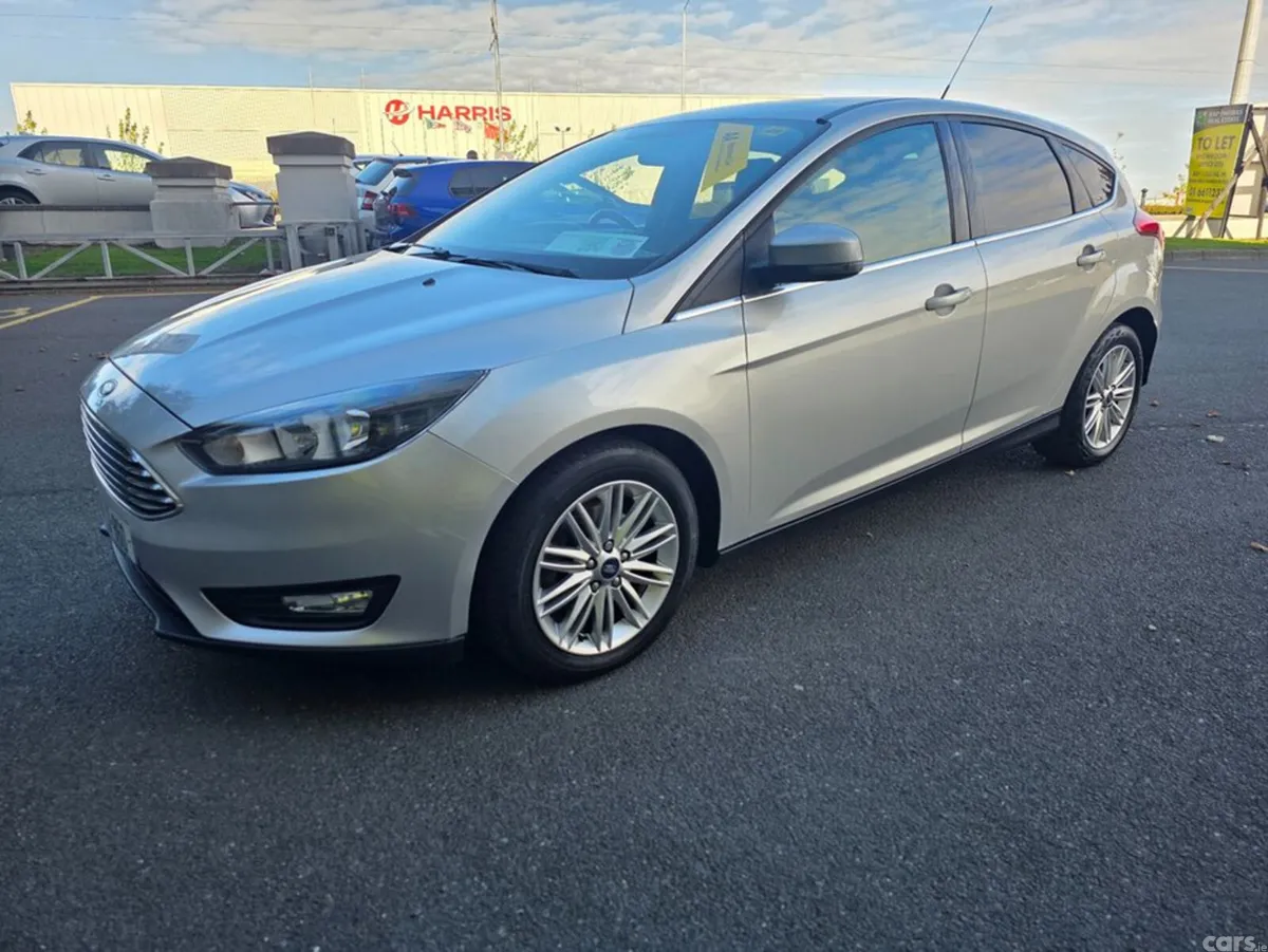 Ford Focus Hatchback, Petrol, 2018, Silver