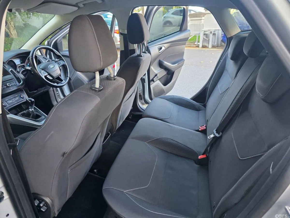 Ford Focus Hatchback, Petrol, 2018, Silver