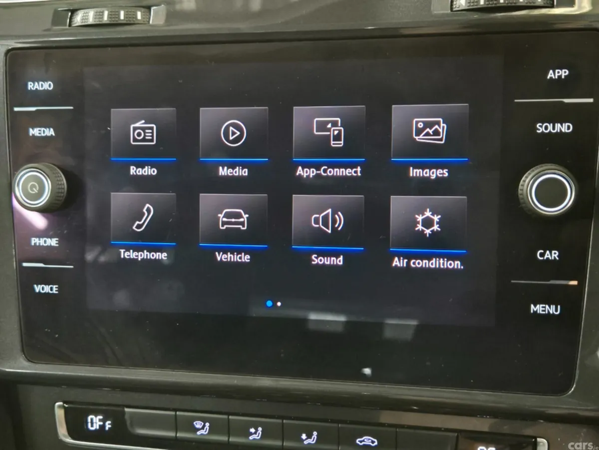 Volkswagen Golf Hatchback, Petrol, 2018, Blue