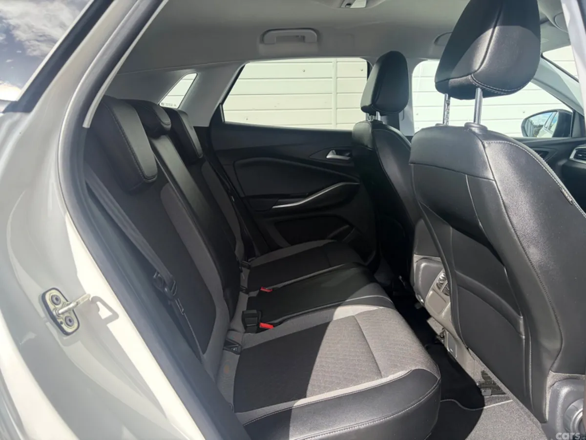 Opel Grandland MPV, Diesel, 2023, White