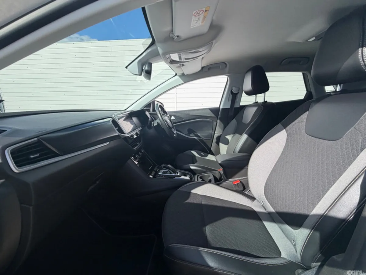 Opel Grandland MPV, Diesel, 2023, White