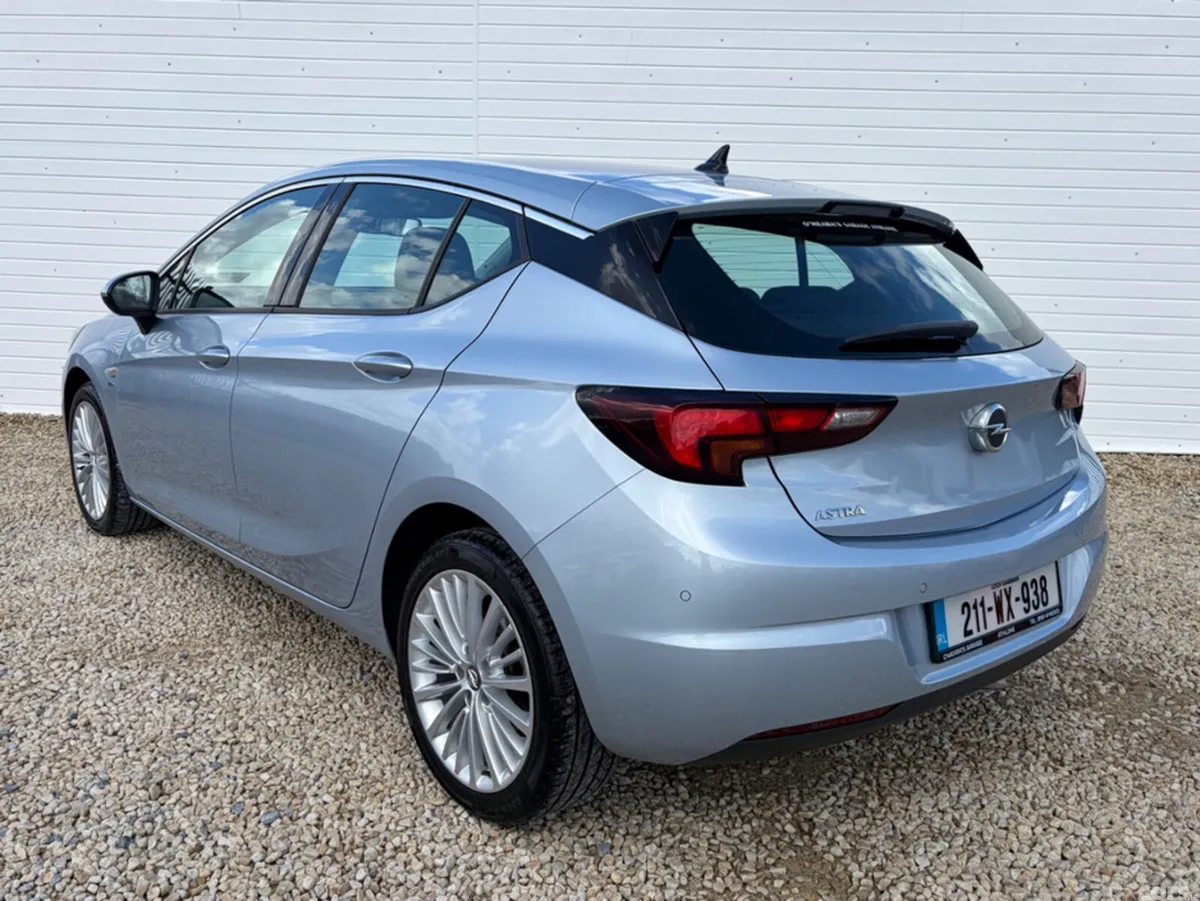 Opel Astra Hatchback, Diesel, 2021, Grey