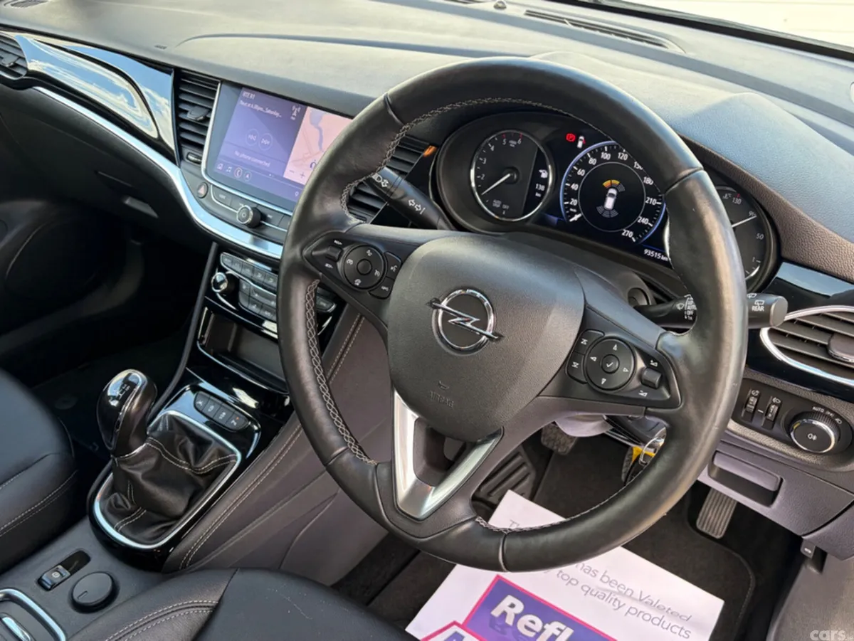 Opel Astra Hatchback, Diesel, 2021, Grey