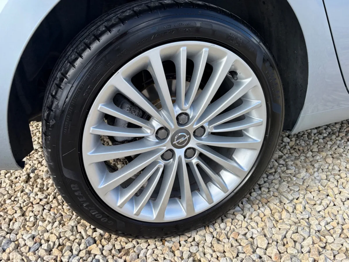 Opel Astra Hatchback, Diesel, 2021, Grey