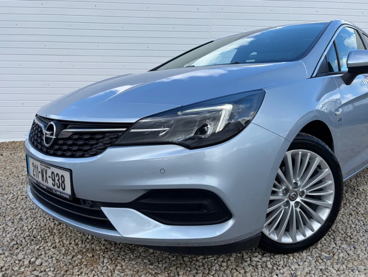 Opel Astra Hatchback, Diesel, 2021, Grey