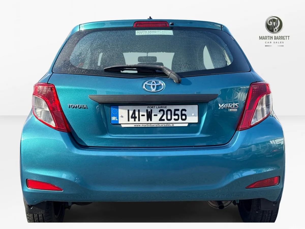 Toyota Yaris Hatchback, Petrol, 2014, Green