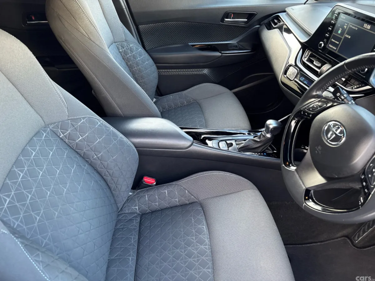 Toyota C-HR Hatchback, Petrol Hybrid, 2021, Grey