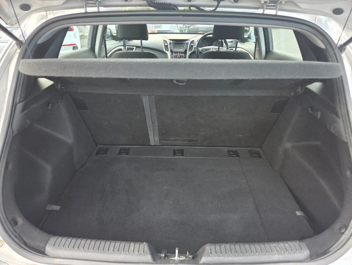 Hyundai i30 Hatchback, Diesel, 2016, Silver