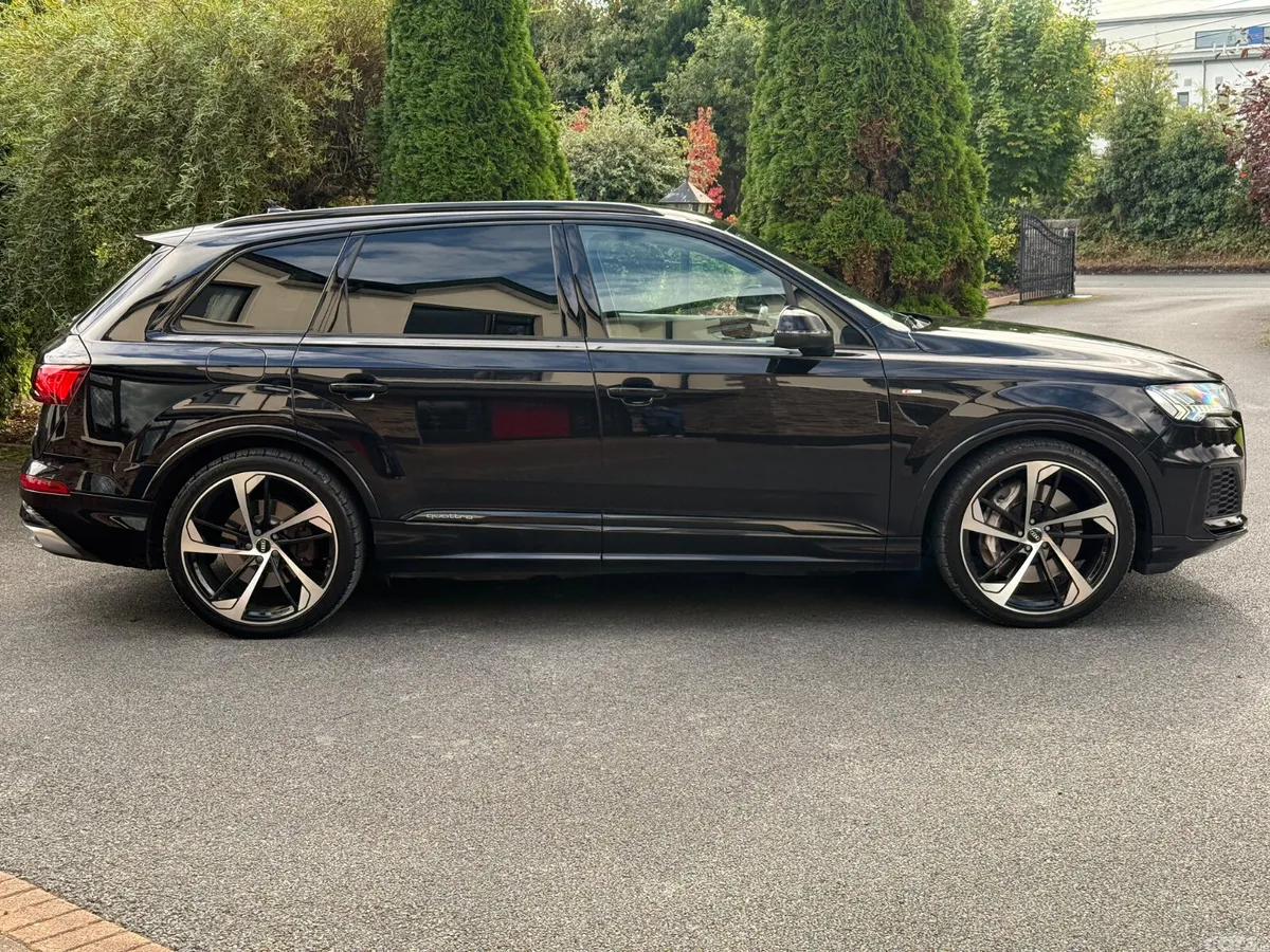 Audi Q7 SUV, Petrol Plug-in Hybrid, 2020, Black