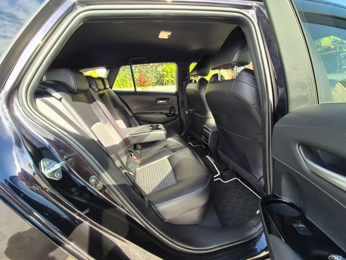 Toyota Corolla Estate, Petrol Hybrid, 2022, Black