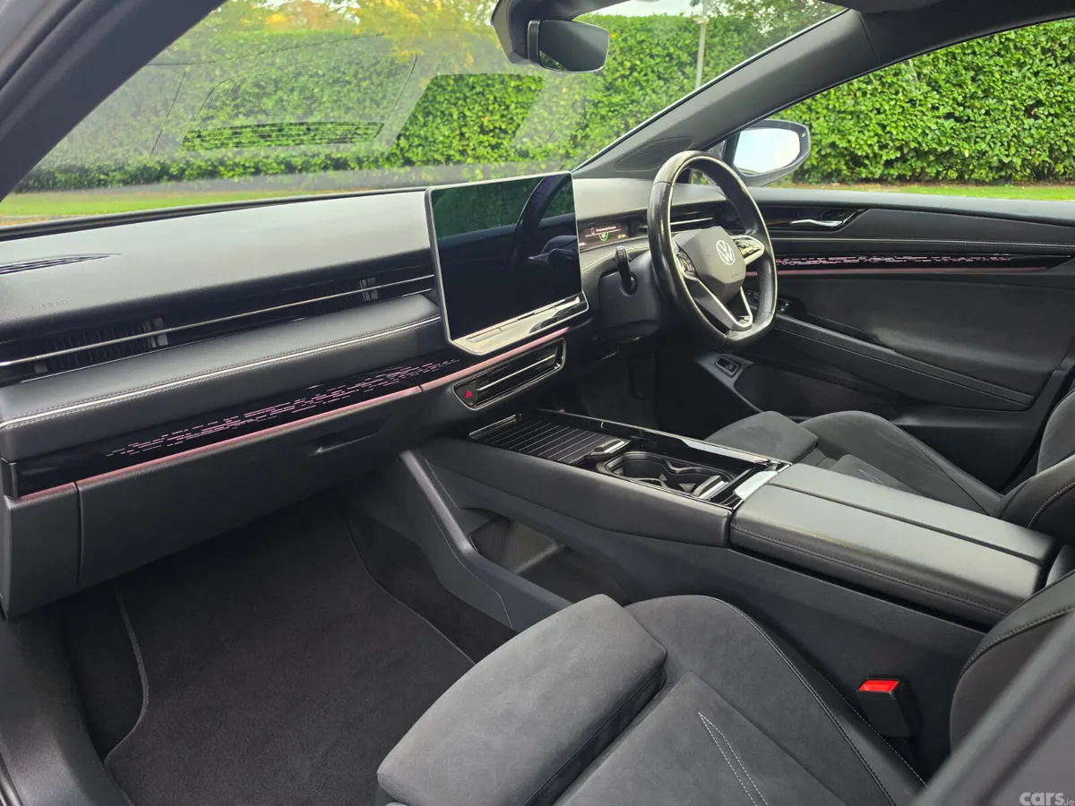 Volkswagen ID.7 Estate, Electric, 2024, Grey