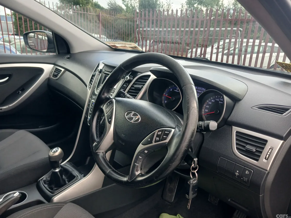 Hyundai i30 Hatchback, Diesel, 2015, Black