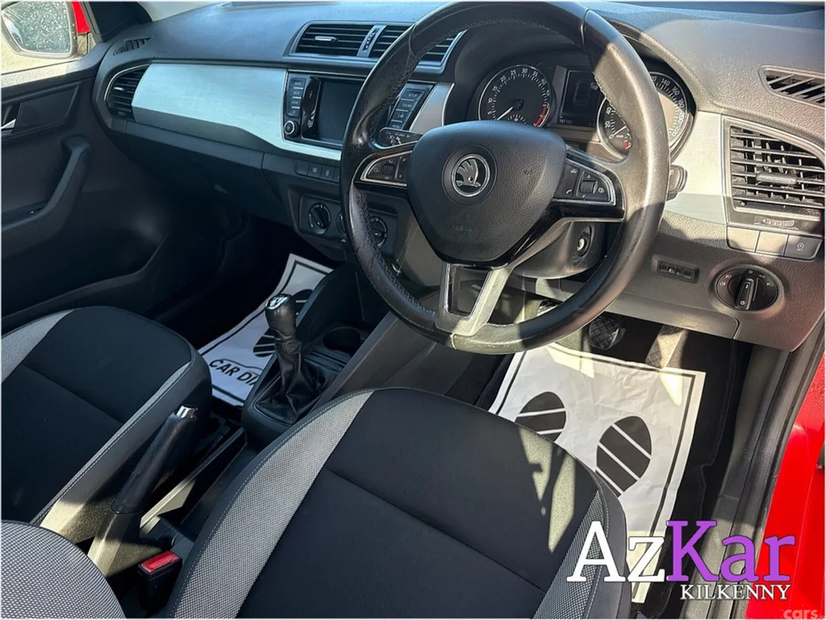 Skoda Fabia Hatchback, Diesel, 2016, Red