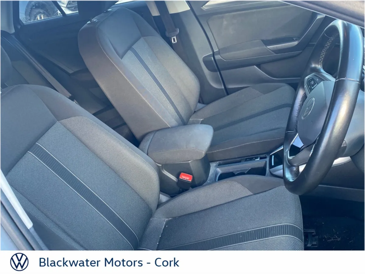 Volkswagen T-Roc SUV, Petrol, 2024, Grey