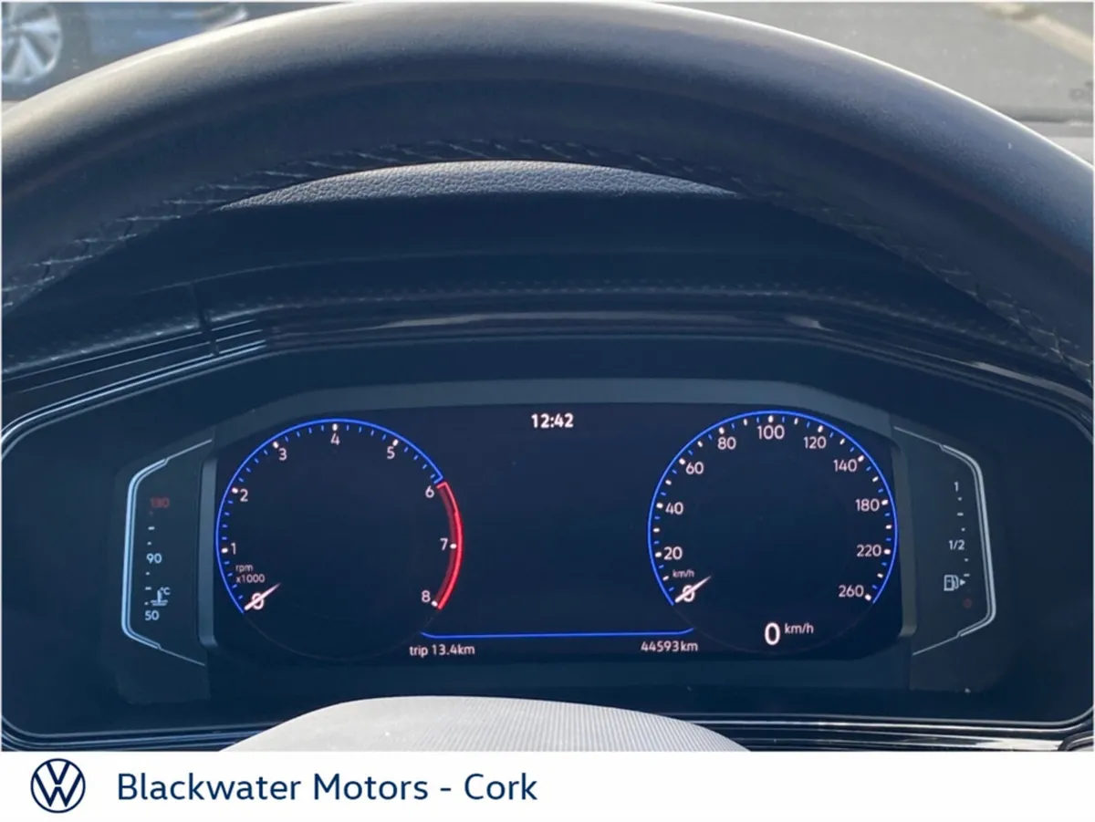 Volkswagen T-Cross Hatchback, Petrol, 2021, 