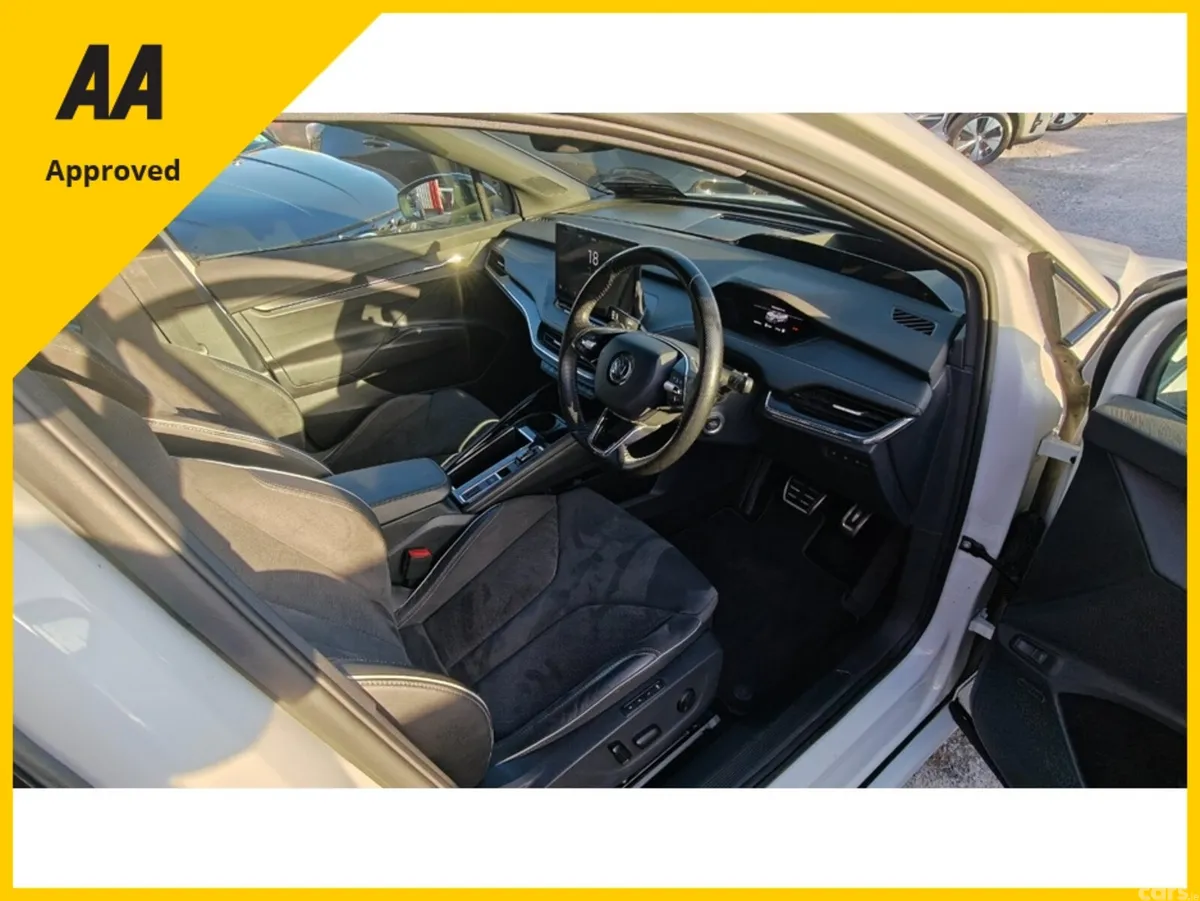 Skoda Enyaq Hatchback, Electric, 2023, White