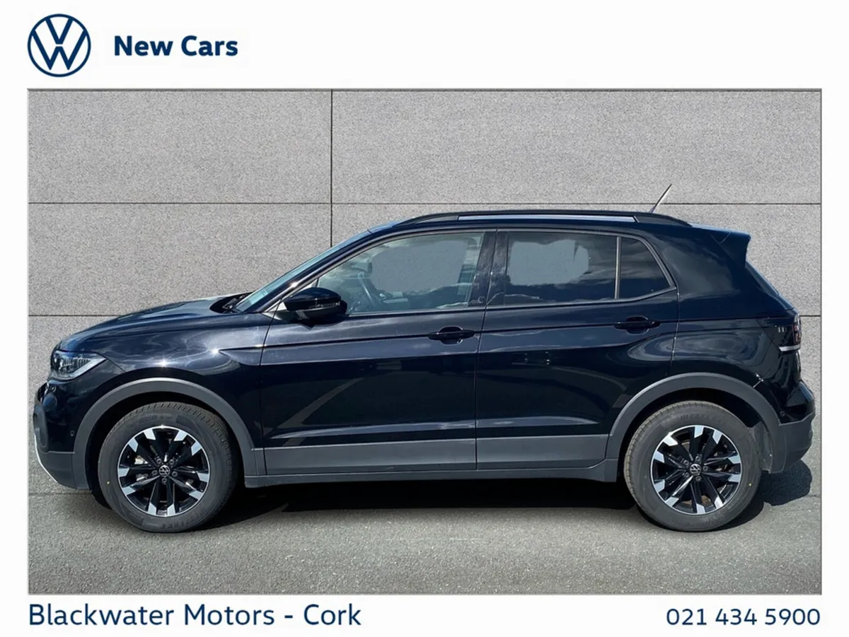 Volkswagen T-Cross Hatchback, Petrol, 2021, 