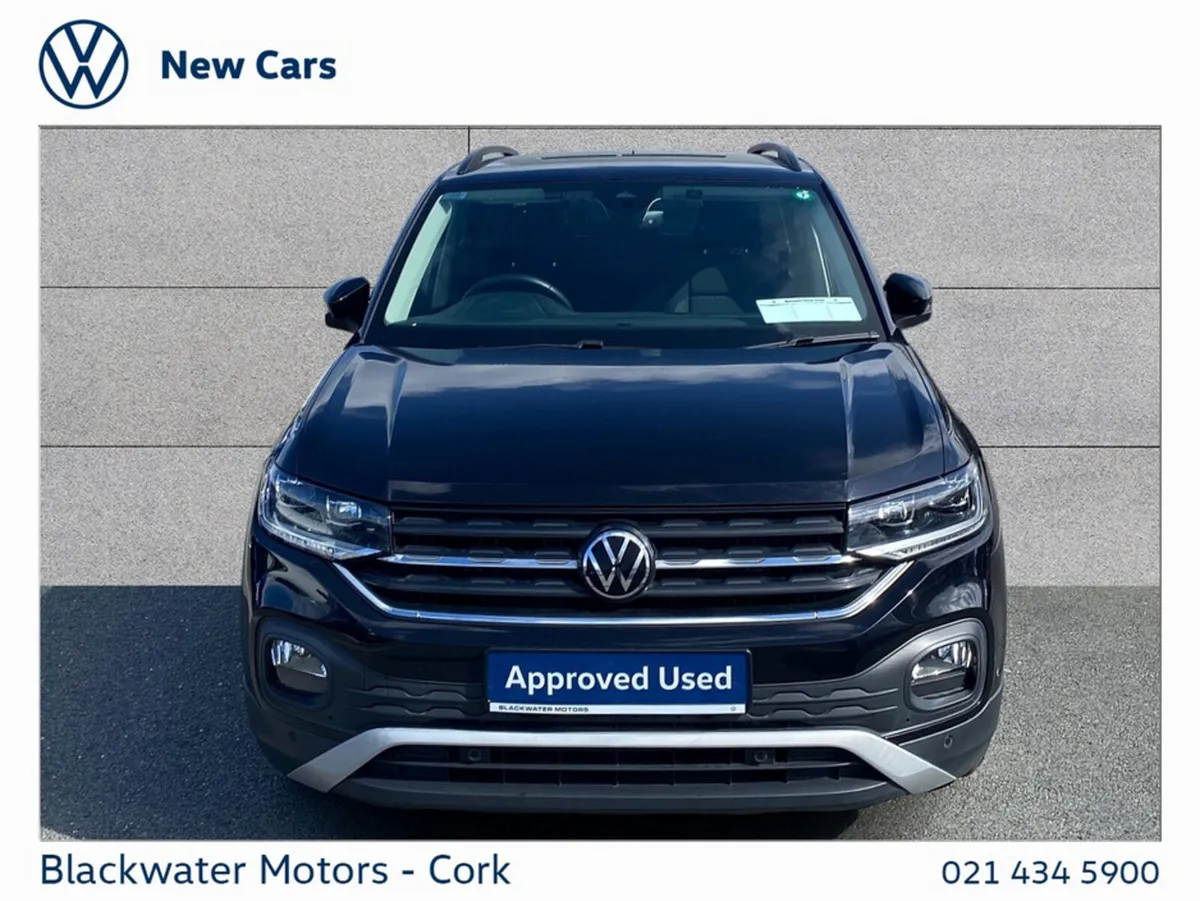 Volkswagen T-Cross Hatchback, Petrol, 2021, 